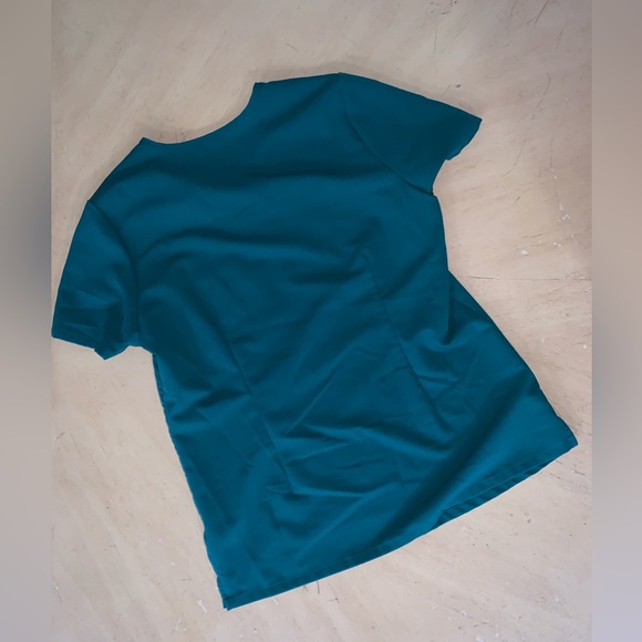 Figs Scrub Set - Picture 2 of 6